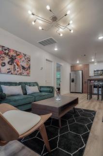 The Barbee 143 - Upper Level Ensuite @ The Barbee - 6