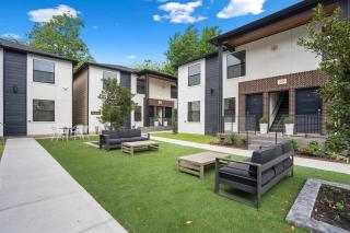 The Barbee 143 - Upper Level Ensuite @ The Barbee - 5