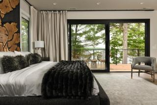 Luxury Lakefront 4 BDR, 10 Beds, 4 Bath - 2