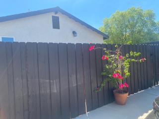 Cozy Home Away From Home - 4