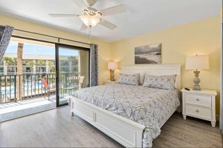 3BRPoolside Condo Near Beach - 2