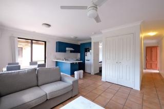 2-Bedroom Apartment with Terrace - 8