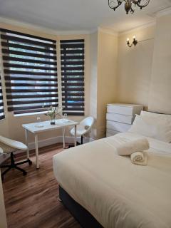 Peacock Quarters - 2