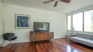 Silver Lake Mid-century Nestled In The Treetops - 5