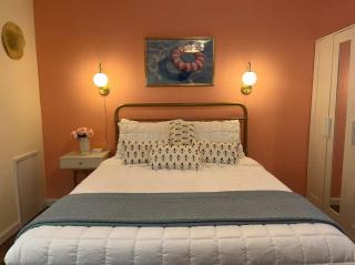 Driftwood Den- 1 Block from Ocean Casino! - 8