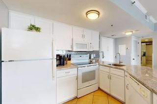 Pristine Oceanview 1 Br at the Palace! Unit 811 - 0