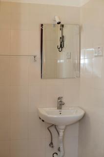 Barabara House - 4