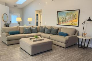 4BR Heated Pool Home Close to Disney and Lakes - 7