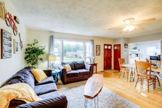 Cozy Home with Spacious Yard 2 Mi to Dtwn Bristol - 5