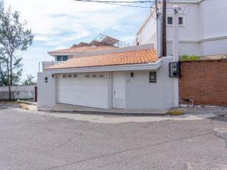Casa Paseo Centenario, Alberca infinity Privada. - 5
