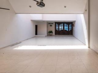 Casa Paseo Centenario, Alberca infinity Privada. - 4