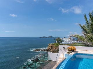 Casa Paseo Centenario, Alberca infinity Privada. - 1