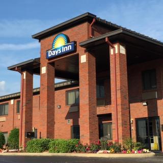 Days Inn By Wyndham Phenix City Near Fort Moore - 4