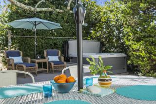 Hot Tub 3BR Lavallette Girls Trip at the Beach - 6