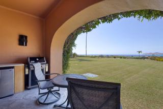 Serene Oceanfront Paradise Condo - 6