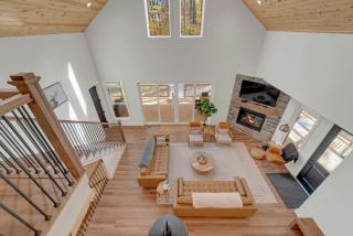 Luxurious cabin sleeps 15 The Woodford - 5