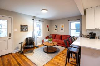 Adorable 2 King Bed Frenchtown Home - 9