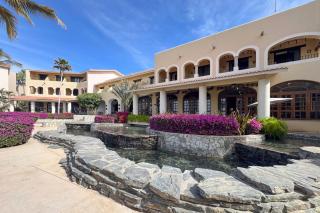 Luxury Unique Oceanfront Penthouse - 5