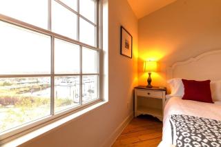 Habour Haven minutes from downtown Mystic - 7