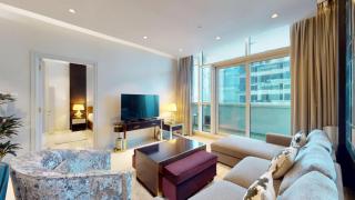 Vacationer Holiday Homes l Stylish 1 Bedroom l Downtown Dubai l Pool, Gym Access - 1