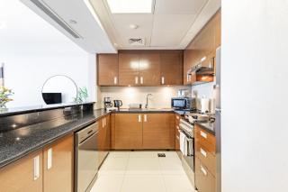 Great 1 BDR in the Iconic Gate Tower - 5 min to ADGM, Cleveland, Galleria or Beach - High Floor - Heart of Al Reem Island - 1