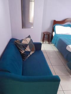 Suíte em casa compartilhada a poucos metros da praia - 6