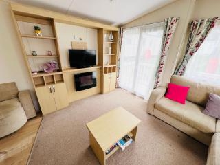 3 Bedroom Caravan FH24, Fairway, Sandown, Isle of Wight - 5