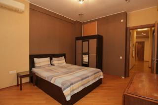 Apartment in new building with 3 bedrooms - 6