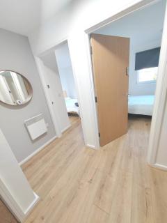 New 2 Bedroom Flat close to City Center Camp Street - 2