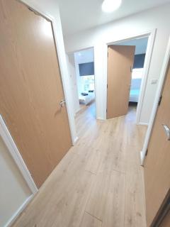 New 2 Bedroom Flat close to City Center Camp Street - 3