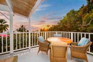 4BR Oceanview Home- Pool, Large Deck, AC & Gardens - 7