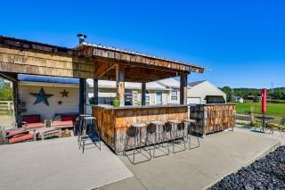 5 Mi to Dtwn Somerset! Country Retreat with Gazebo - 0
