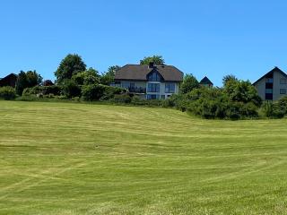 Schöne Ferienwohnung mit Ausblick in die Natur - 2