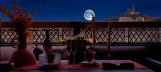 Terrasse Vieux Port luxueux - 0