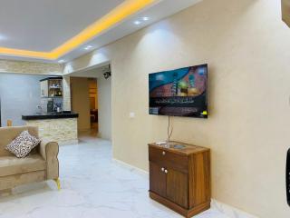 فيلا 53 في قريه جرين بيتش حمام سباحه خاص و اربع غرف تشطيب لوكس فرش مودرن - 3