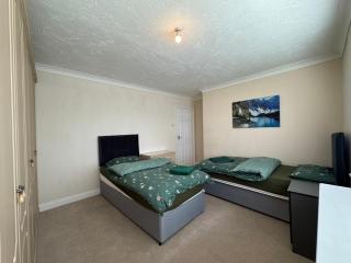 Marston 57 Guest House - 9