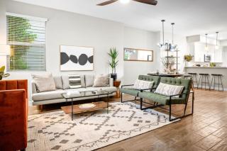 3Bedroom 3Bath House with Roof Top Lounge & Game Room in TEMPE - Tempe - 9