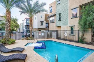 3Bedroom 3Bath House with Roof Top Lounge & Game Room in TEMPE - 7