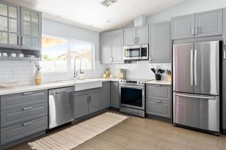 3Bedroom 2Bath - Saltwater Pool, Hot Tub, & Pool Table - 9