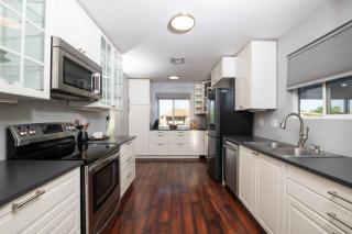 3Bedroom 2Bath near ASU with Heated Pool, Hot Tub, & Massive Putting Green - 7