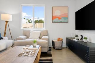 4BR 3BA Tempe Home with Pool, Hot Tub, Putting Green, & Game Room - 4