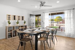 Party at The Palm - Pool, Hot Tub, Pergola with Fire Pit & Much More - 5