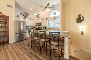 C7729 Beach Dreams - 3 Large Masters, Big Pool, Hot Tub, Pets OK! - 6