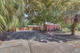 4 Mi to Okaloosa Fun Peaceful Holiday Retreat! - 7