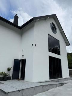 WHITE HORTENZIA Guesthouse - 8