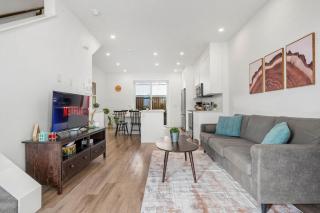 Inner-City Chic Urban Farmhouse 3 Bds and Ba - 0