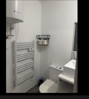 Sweet mother apartement et espace partage 1&2 SDB WC Séjour - 4