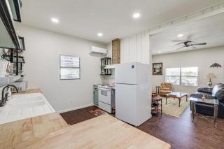 Walk to Historic Square Jacksboro Home with Yard - 2