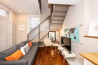 Loft Life Pendleton 2 - Chic Downtown Condo for 4 - 1