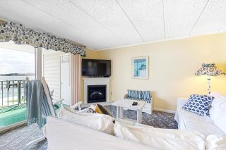 Thunder Island 34B - 8